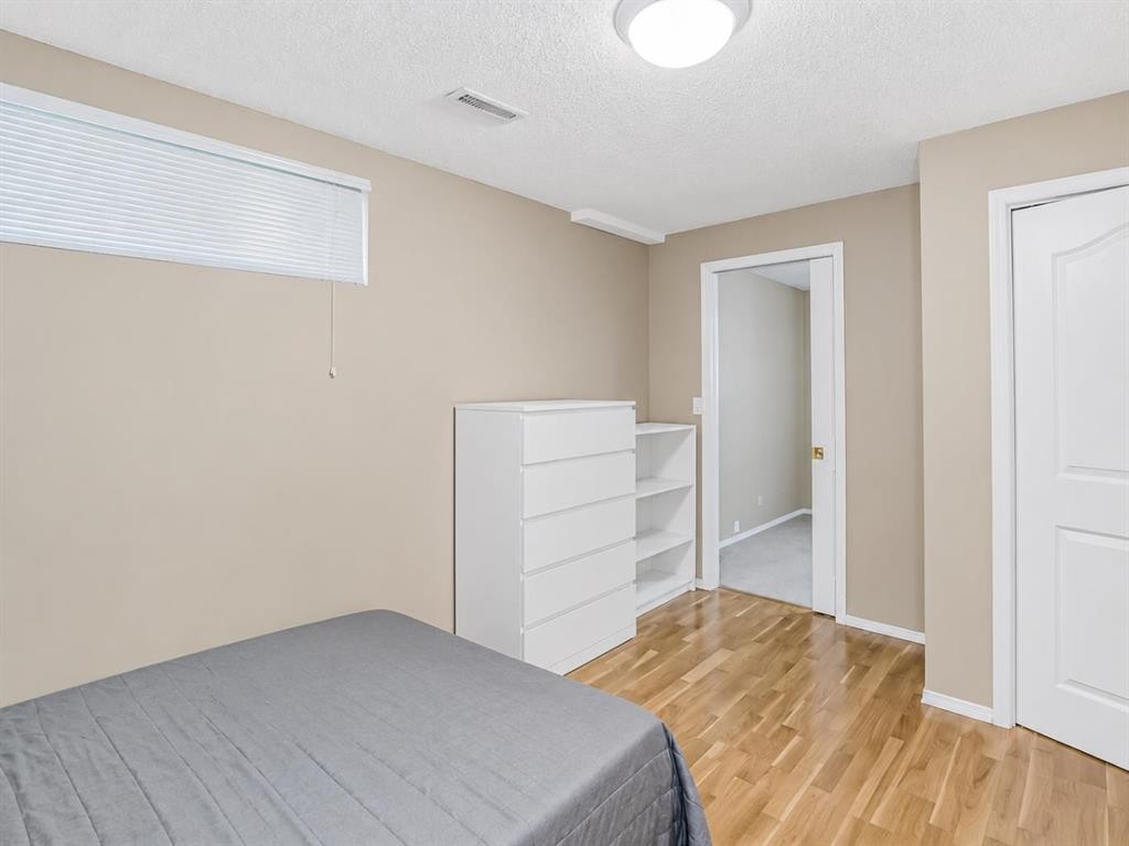 30 Hidden Ranch Road Nw, Calgary, AB