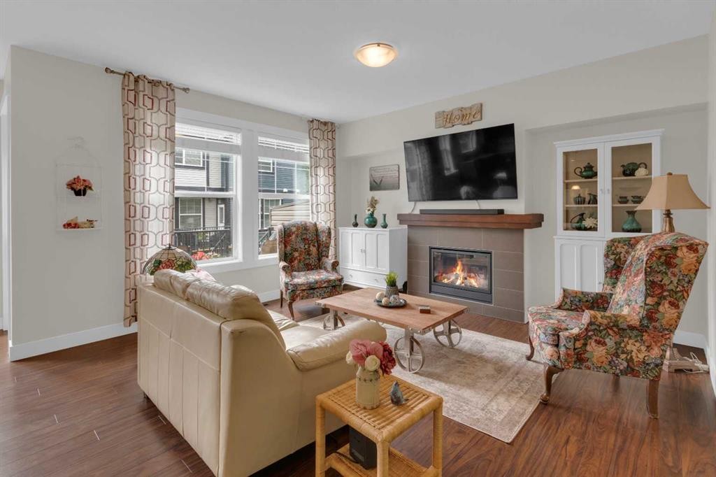 1201-110 Coopers Common, Airdrie, AB