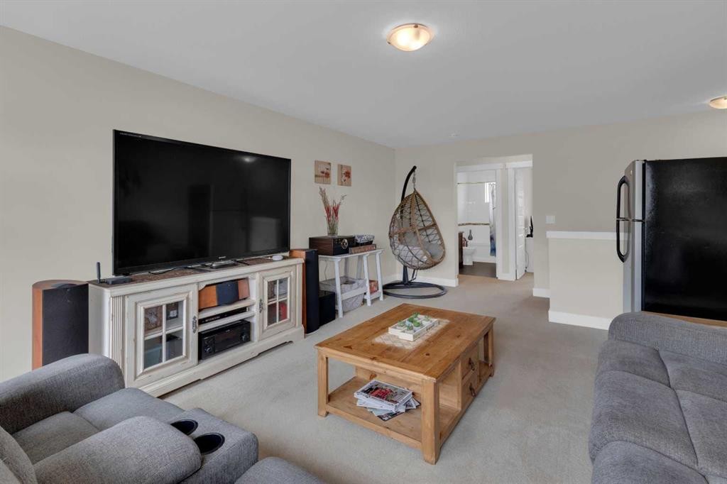 1201-110 Coopers Common, Airdrie, AB