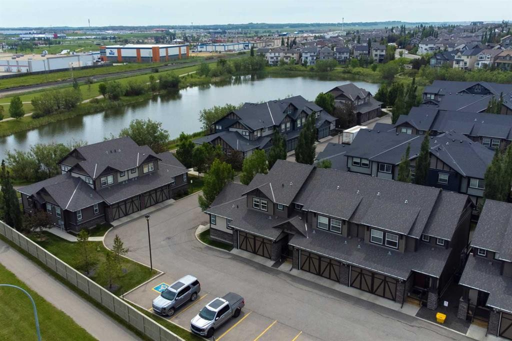 1201-110 Coopers Common, Airdrie, AB