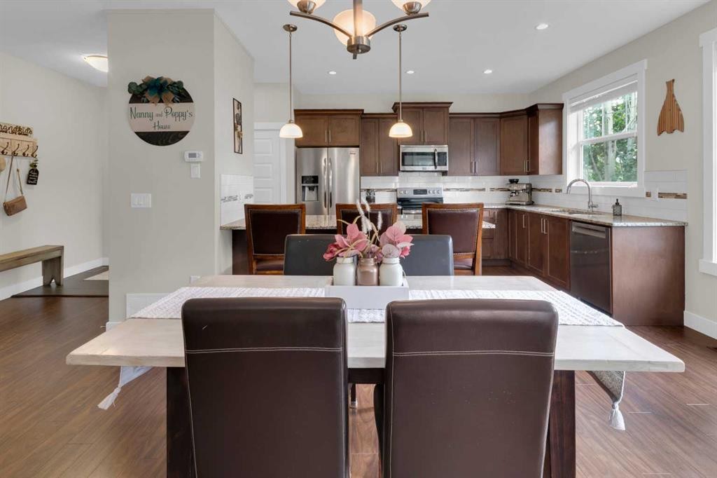 1201-110 Coopers Common, Airdrie, AB