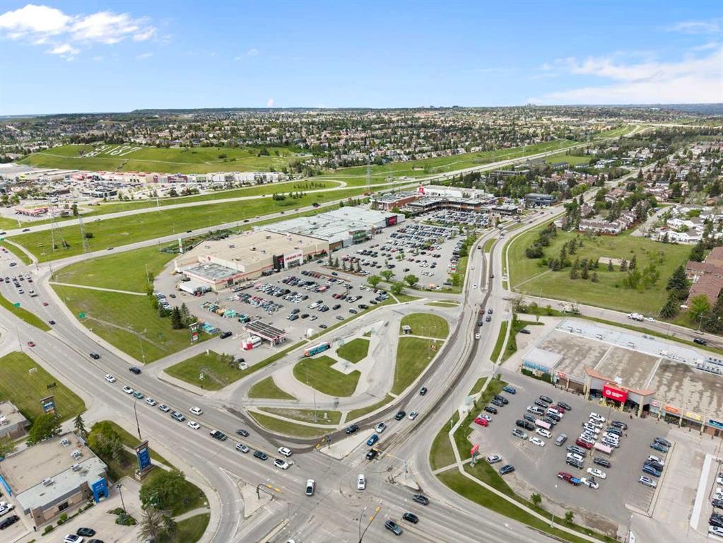 11-4810 40 Avenue Sw, Calgary, AB