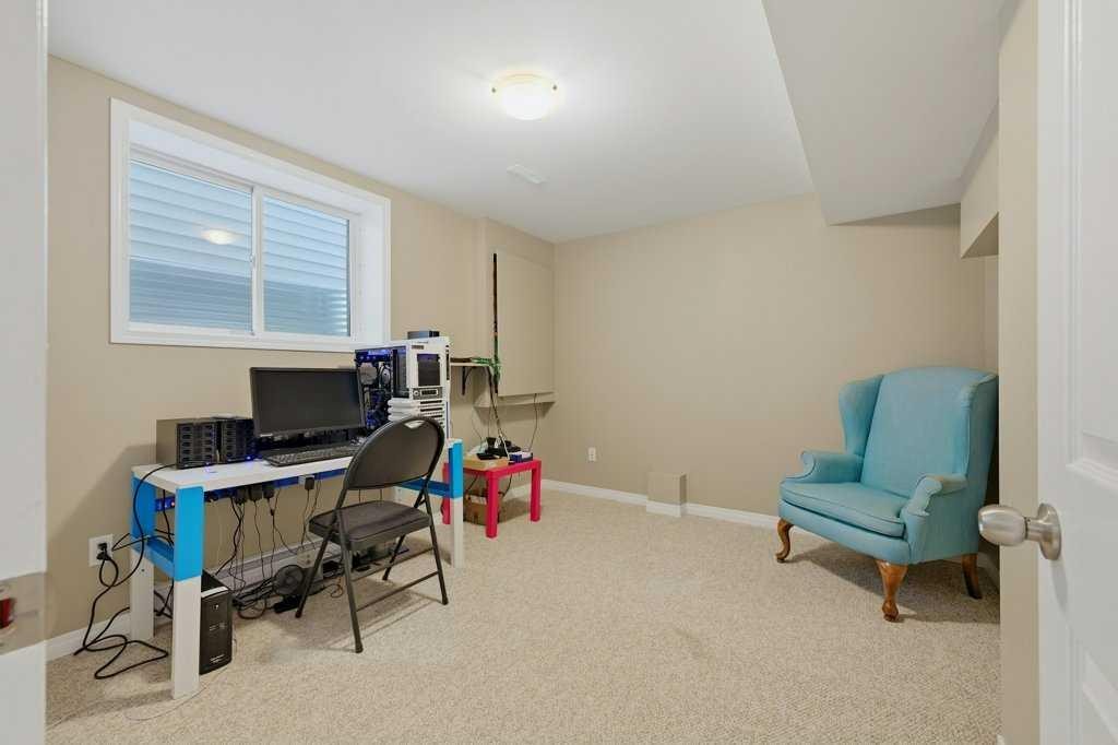 358 Prestwick Circle Se, Calgary, AB