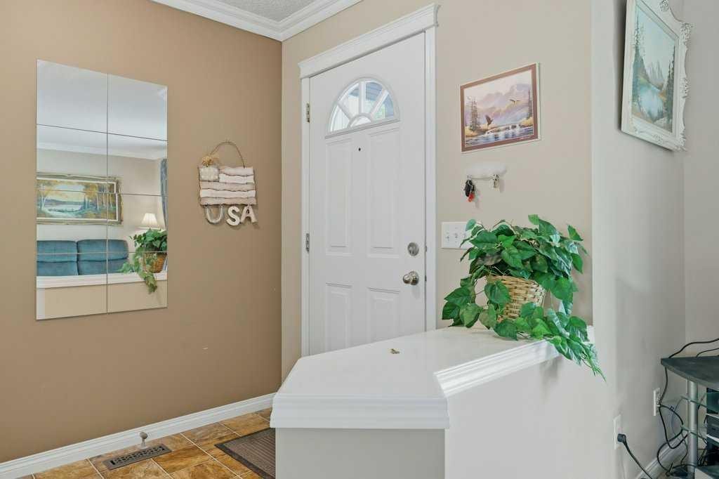 358 Prestwick Circle Se, Calgary, AB