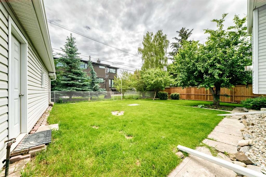 1712 28 Street Sw, Calgary, AB