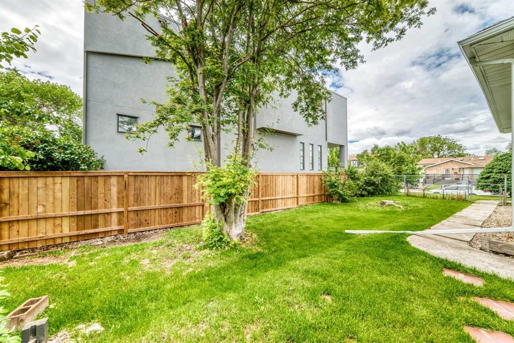 1712 28 Street Sw, Calgary, AB