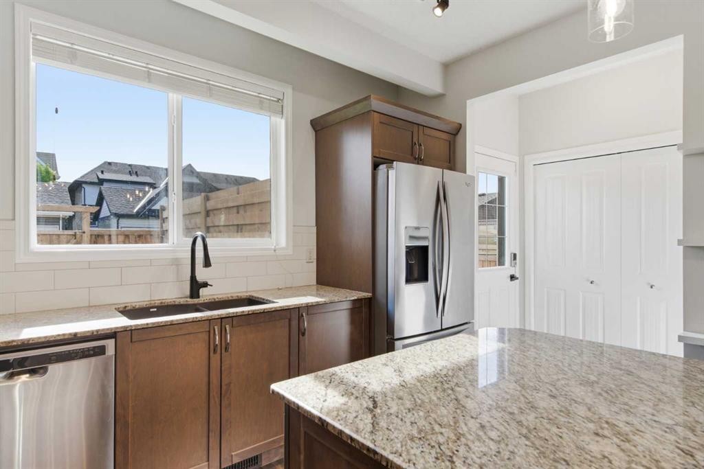 74 Legacy Common Se, Calgary, AB
