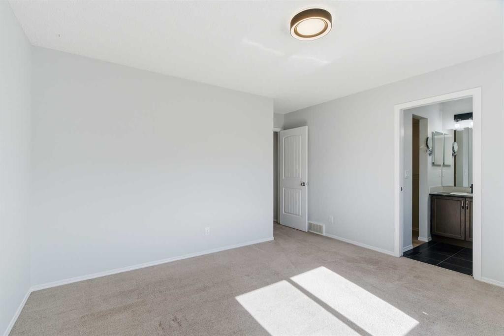 74 Legacy Common Se, Calgary, AB