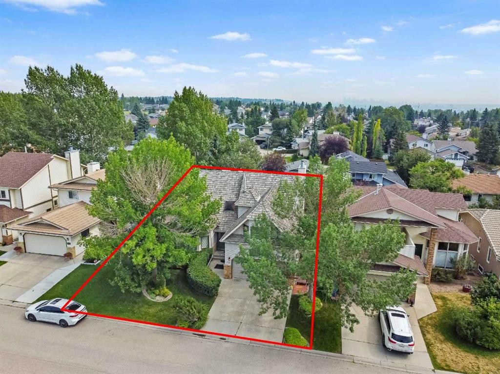 112 Hawkford Crescent Nw, Calgary, AB - Outdoor With View