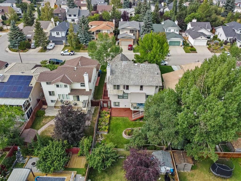 112 Hawkford Crescent Nw, Calgary, AB - Outdoor