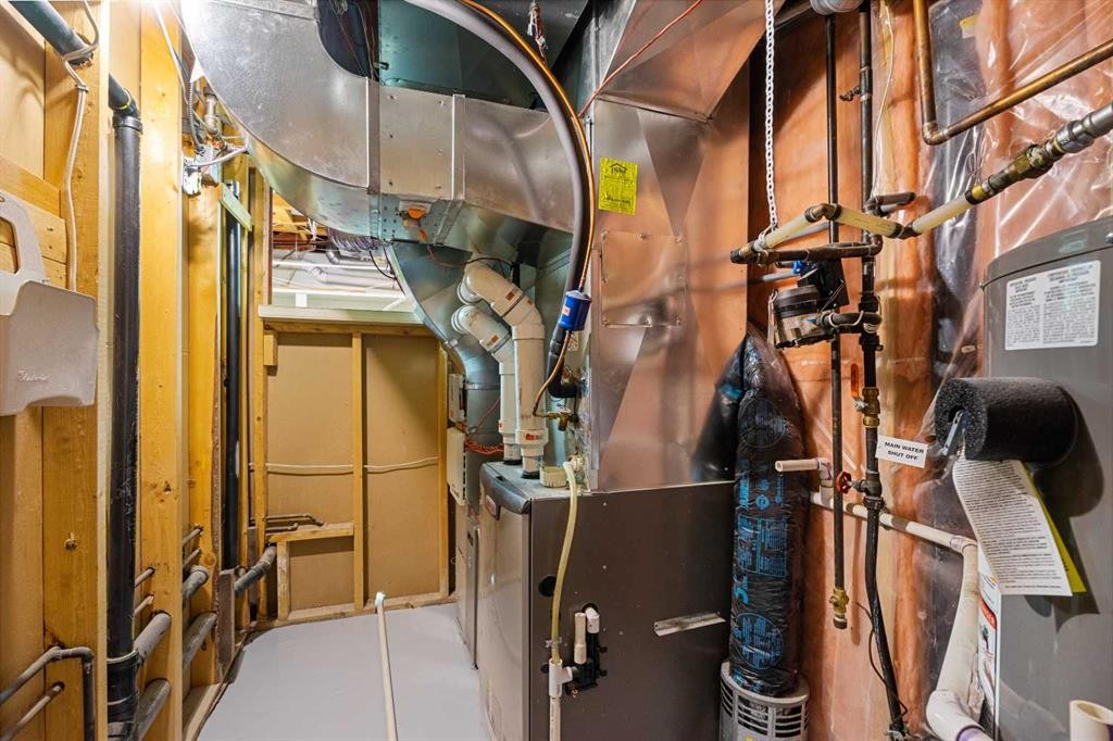 112 Hawkford Crescent Nw, Calgary, AB - Indoor Photo Showing Basement