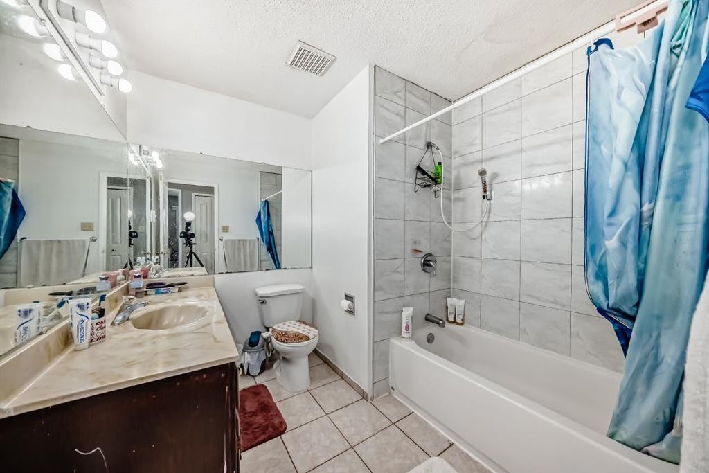 28 Rundlelawn Place Ne, Calgary, AB