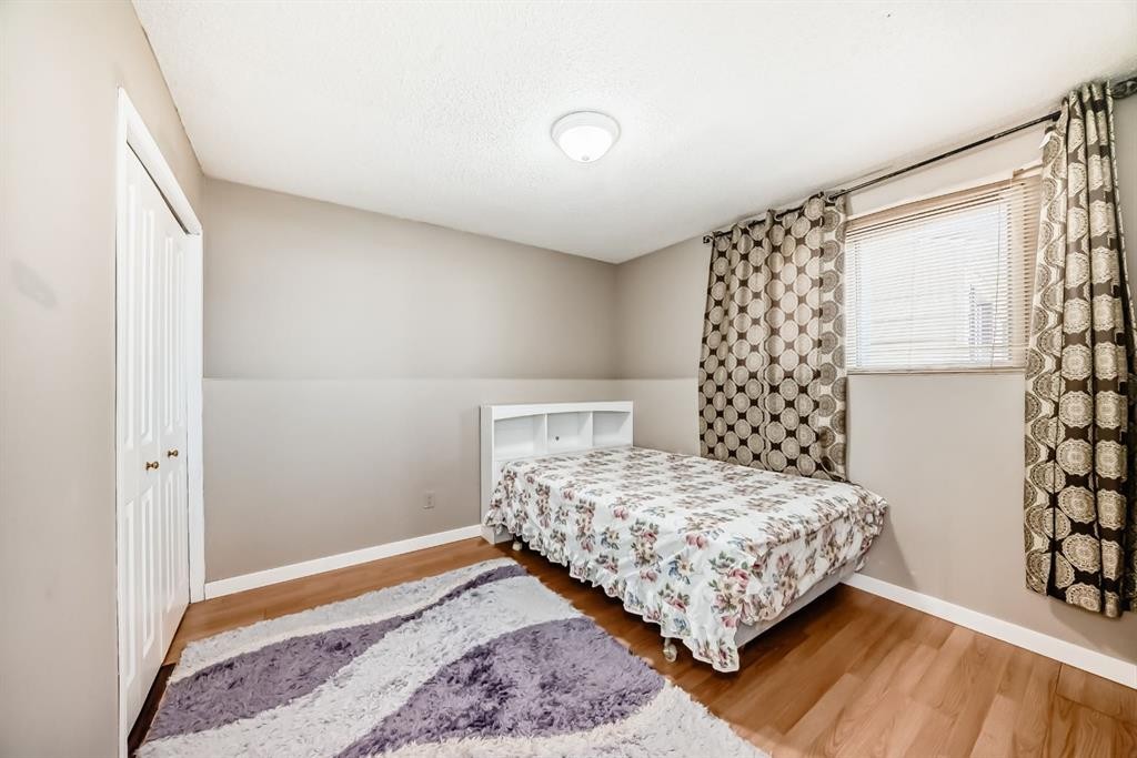 28 Rundlelawn Place Ne, Calgary, AB