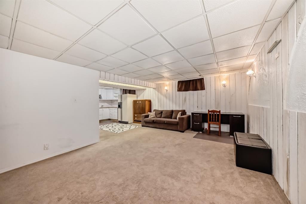 28 Rundlelawn Place Ne, Calgary, AB