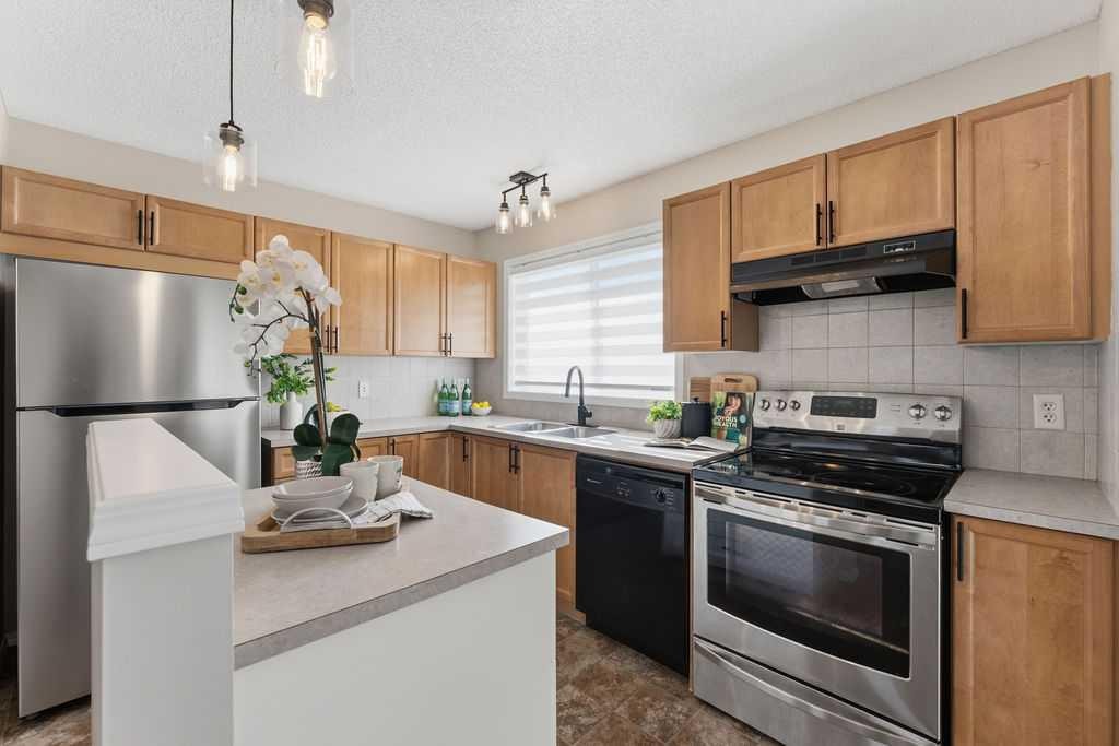 115 Elgin Meadows View Se, Calgary, AB