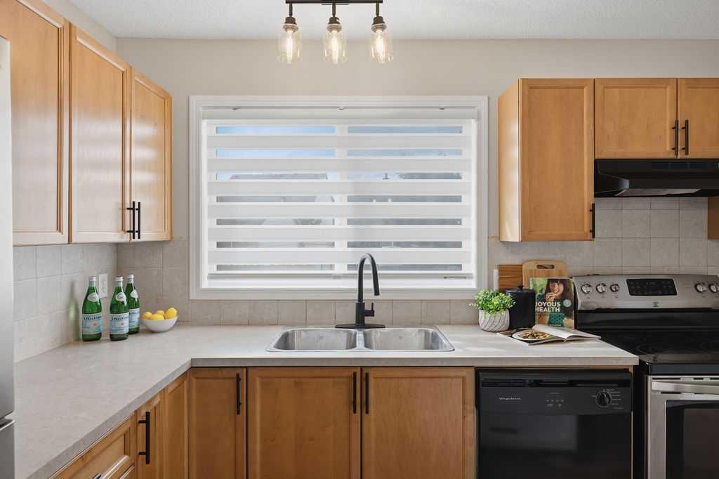 115 Elgin Meadows View Se, Calgary, AB