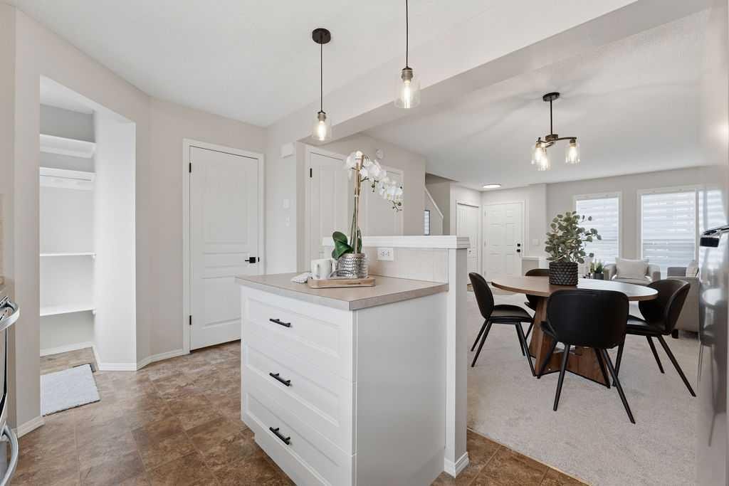 115 Elgin Meadows View Se, Calgary, AB