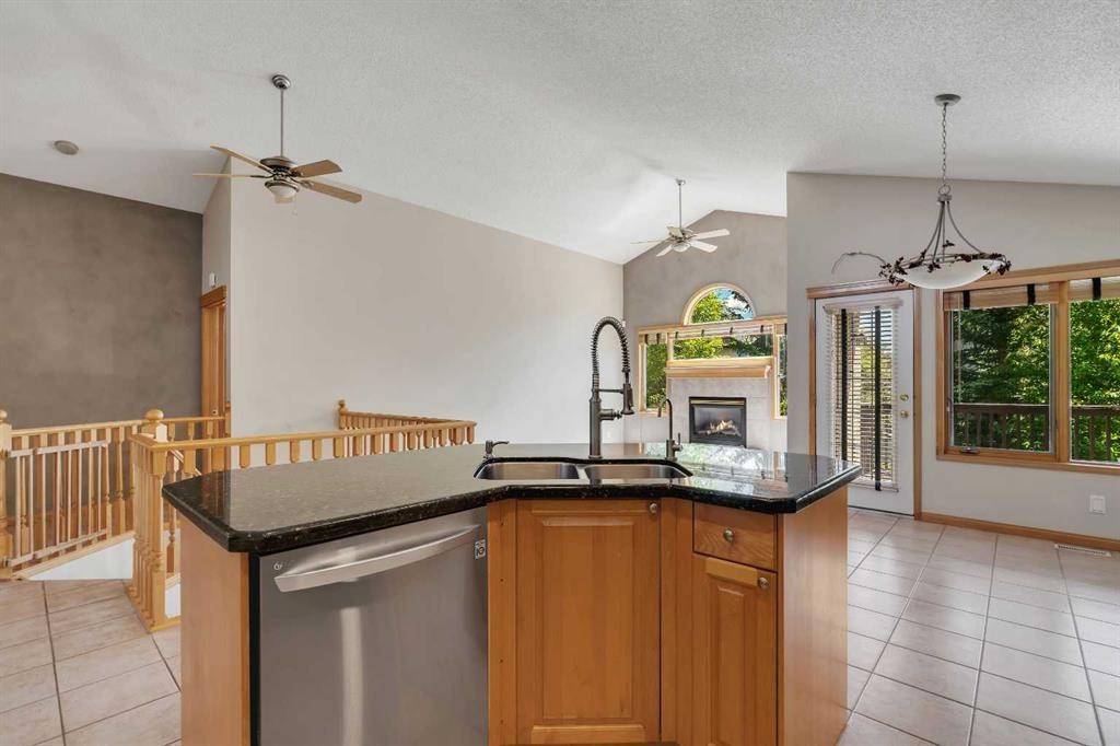 10272 Tuscany Hills Way, Calgary, AB