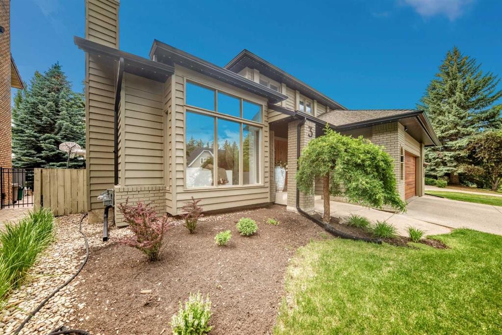 344 Canterville Drive Sw, Calgary, AB