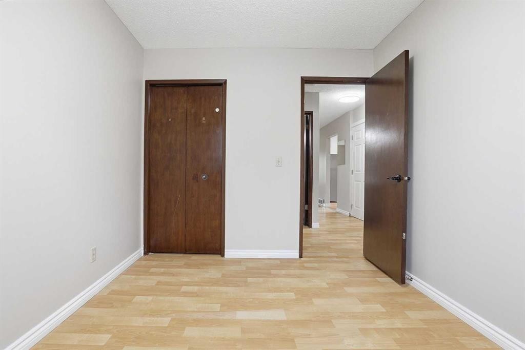 84 Ranchero Rise Nw, Calgary, AB