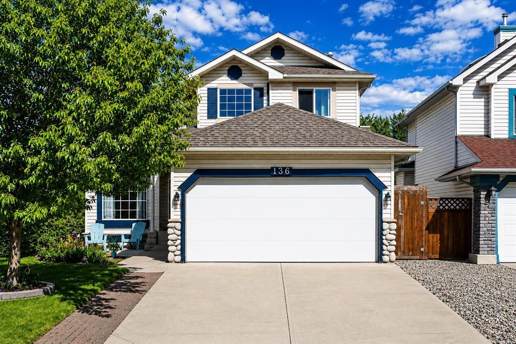 136 Douglas Glen Heath Se, Calgary, AB - Outdoor
