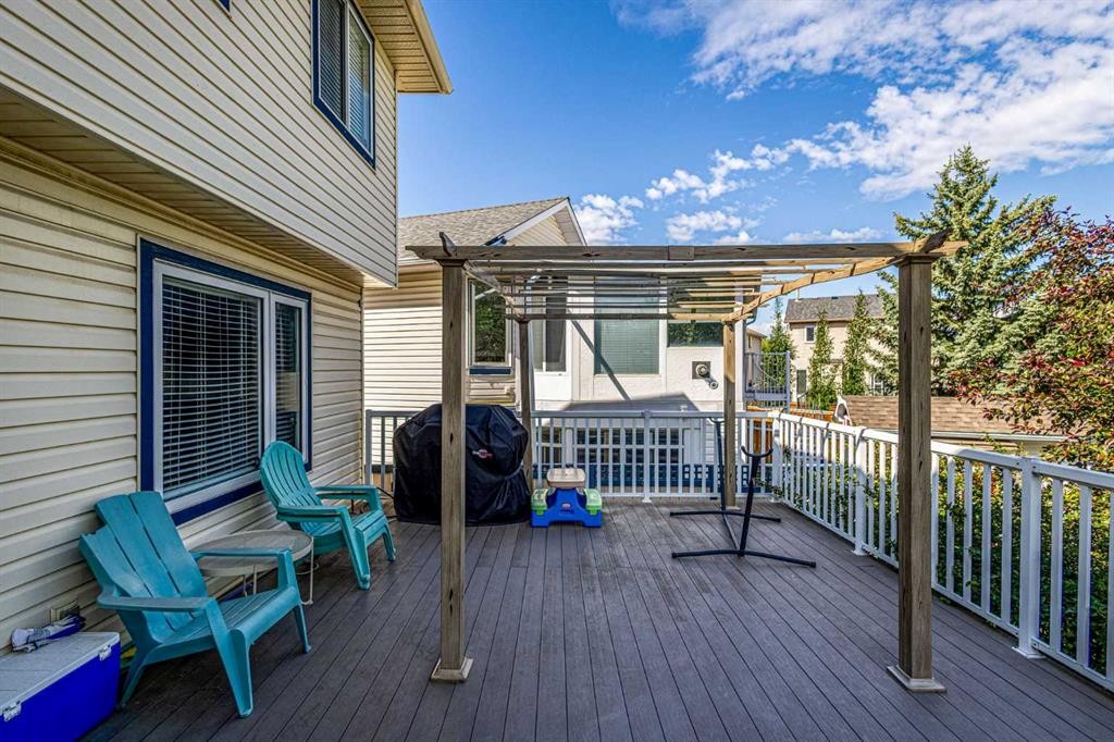 136 Douglas Glen Heath Se, Calgary, AB - Outdoor With Deck Patio Veranda With Exterior