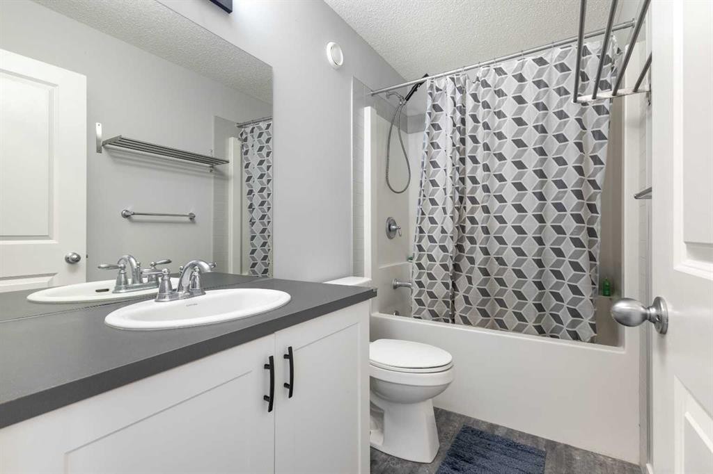 47 Lucas Terrace Nw, Calgary, AB