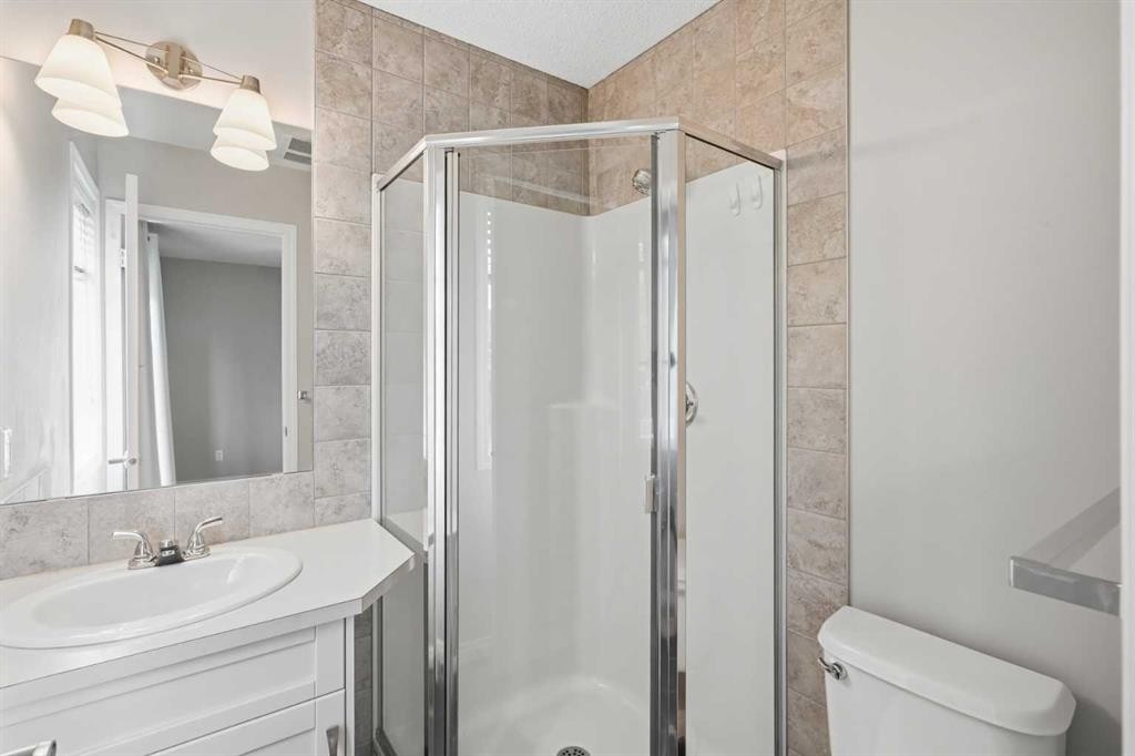 72 Auburn Bay Boulevard Se, Calgary, AB