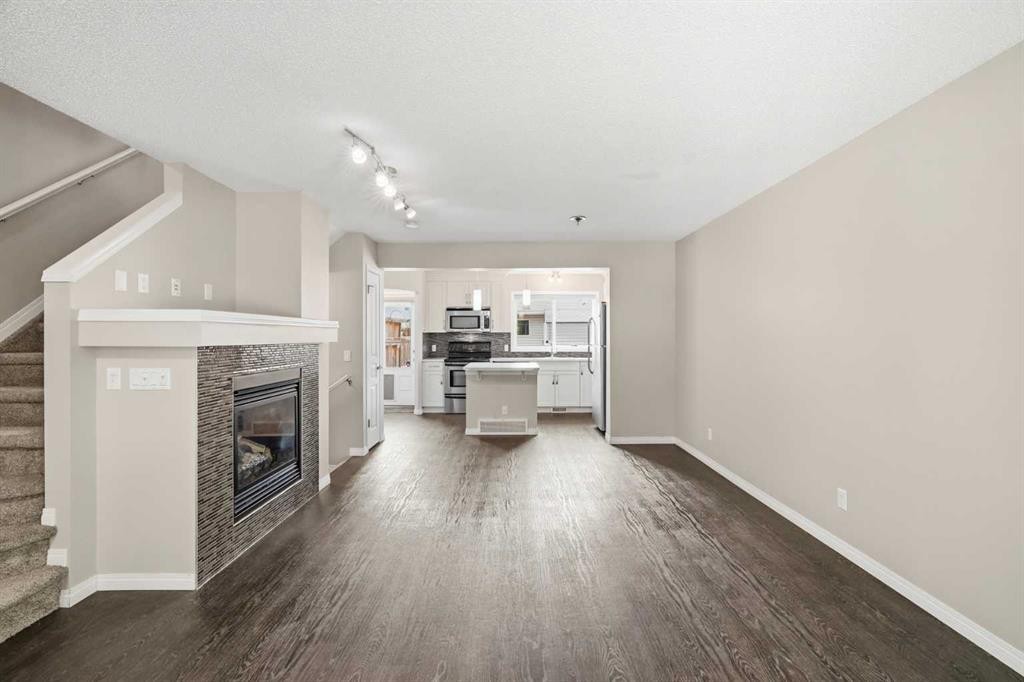 72 Auburn Bay Boulevard Se, Calgary, AB