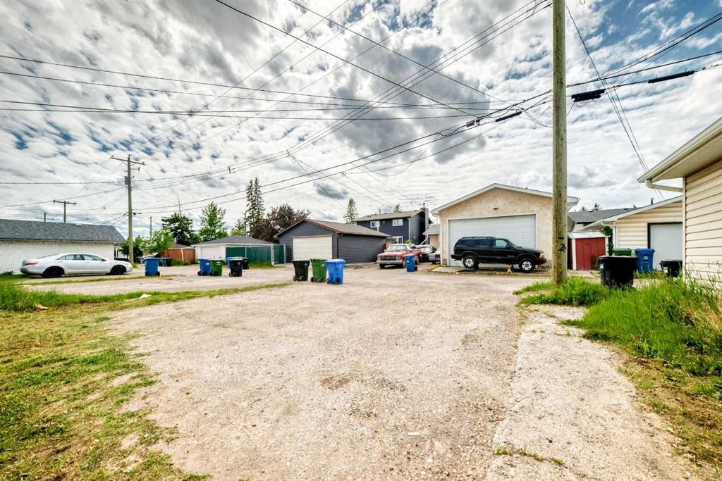 6329 Centre Street Nw, Calgary, AB - Outdoor