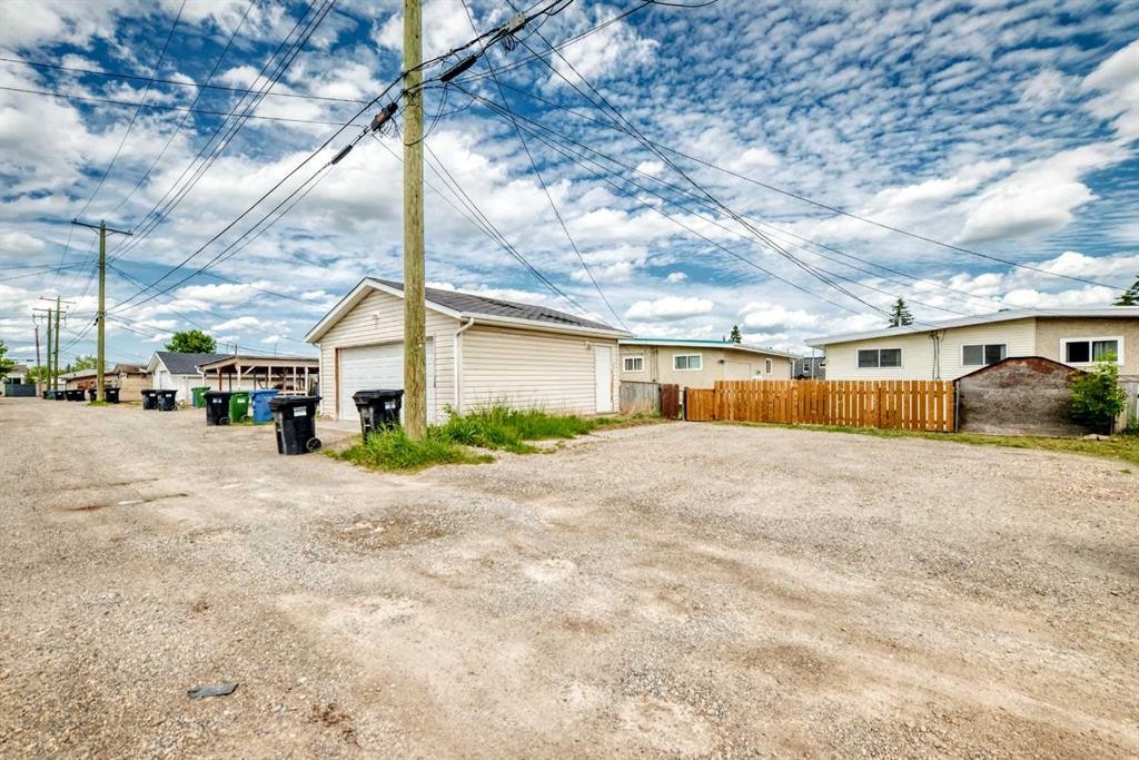 6329 Centre Street Nw, Calgary, AB - Outdoor