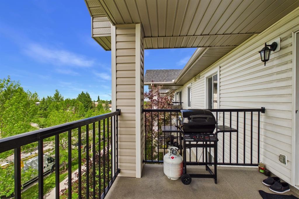 2305-2371 Eversyde Avenue Sw, Calgary, AB - Outdoor With Balcony With Exterior
