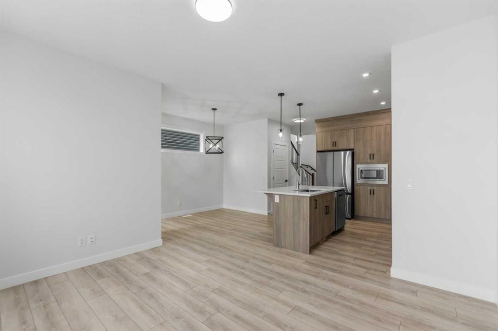 150 Ambleton Drive Nw, Calgary, AB - Indoor Photo Showing Kitchen