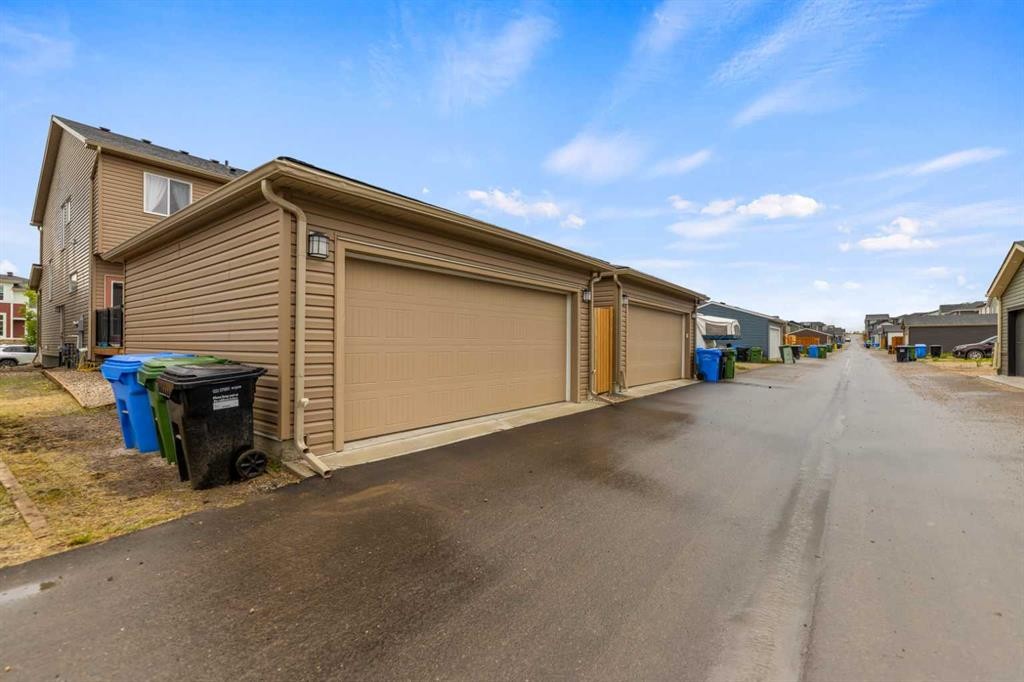 150 Ambleton Drive Nw, Calgary, AB - Outdoor With Exterior