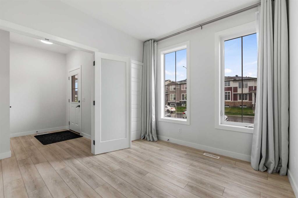 150 Ambleton Drive Nw, Calgary, AB - Indoor Photo Showing Other Room