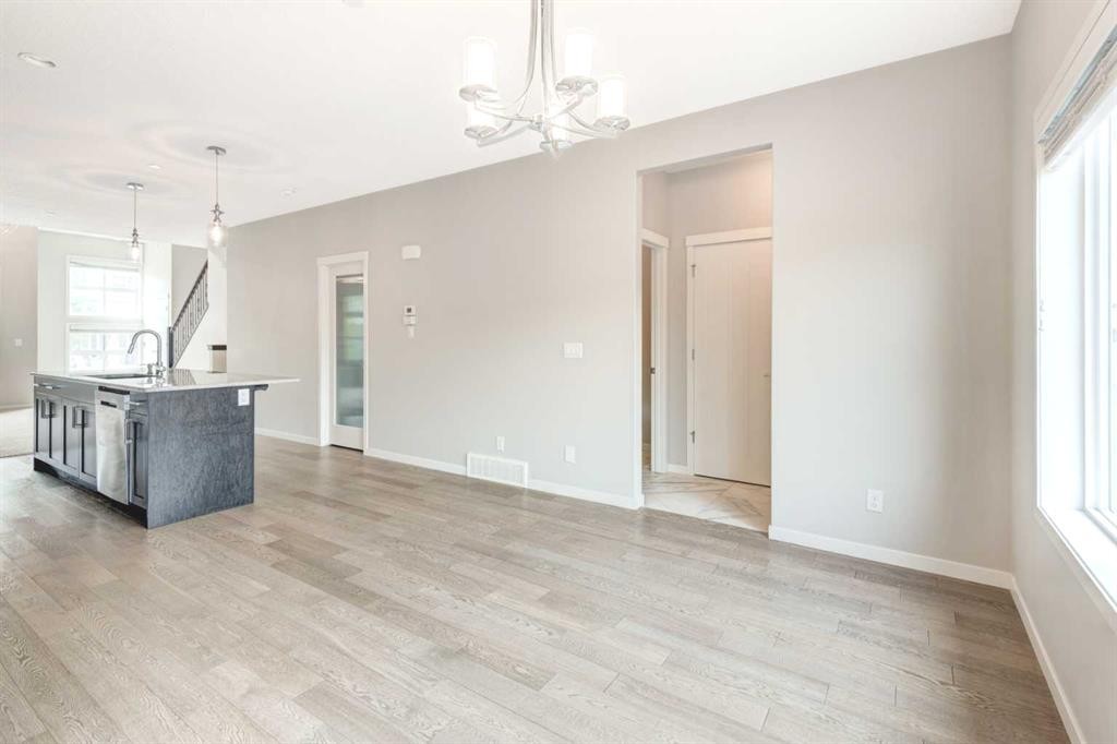 124 Howse Avenue Ne, Calgary, AB