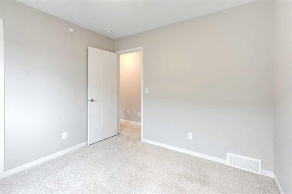 124 Howse Avenue Ne, Calgary, AB