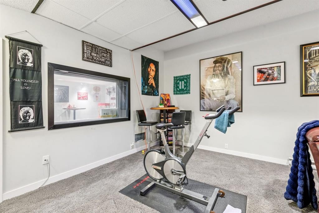 724 Willacy Drive Se, Calgary, AB