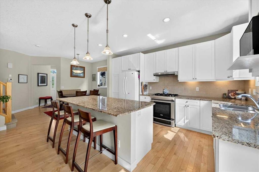 60 Sherwood Crescent Nw, Calgary, AB