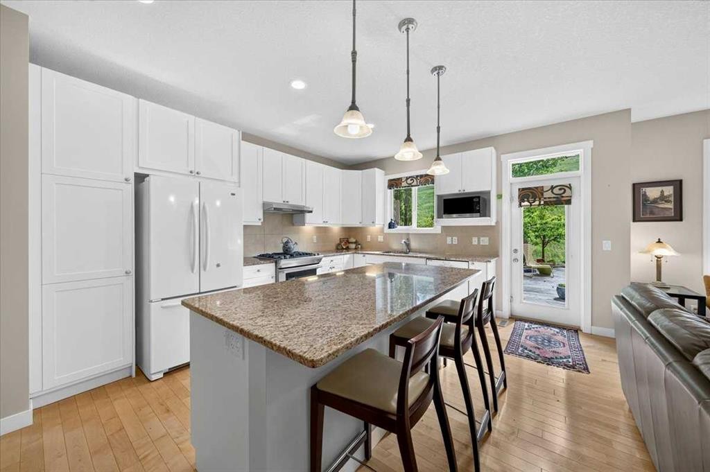 60 Sherwood Crescent Nw, Calgary, AB