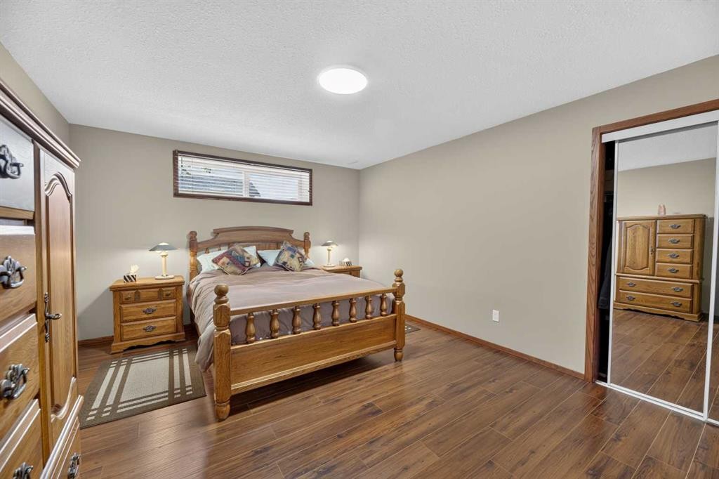 10 Vantage Crescent, Olds, AB