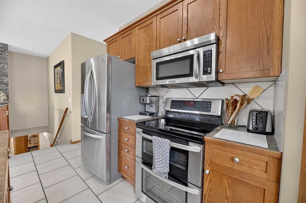 10 Vantage Crescent, Olds, AB