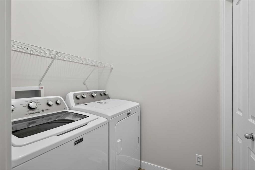 103 Bridle Estates Mews Sw, Calgary, AB