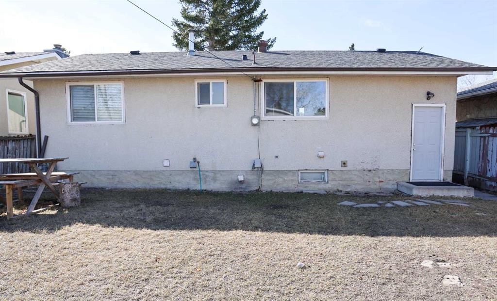 40 Pensville Road Se, Calgary, AB