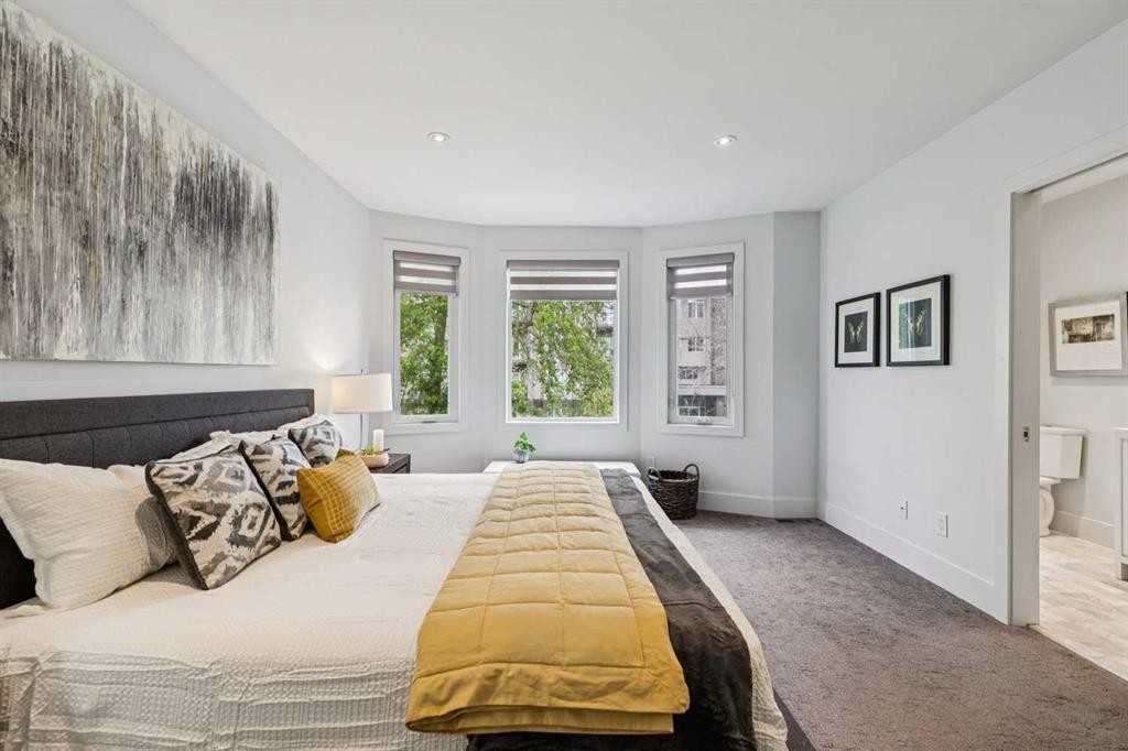 911 18 Avenue Sw, Calgary, AB - Indoor Photo Showing Bedroom