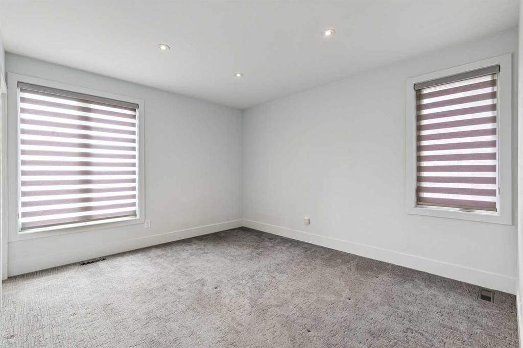 911 18 Avenue Sw, Calgary, AB - Indoor Photo Showing Other Room