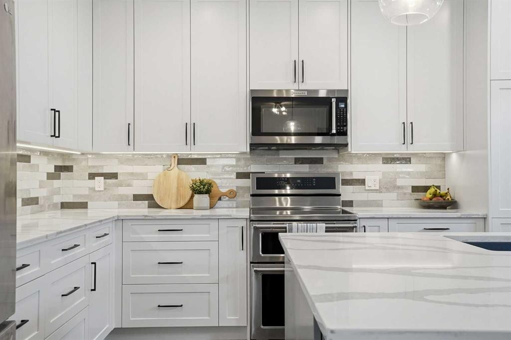 379 Cimarron Boulevard, Okotoks, AB