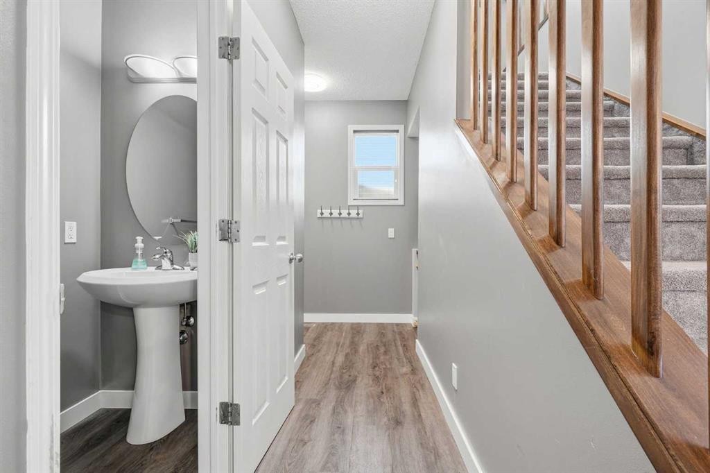 379 Cimarron Boulevard, Okotoks, AB
