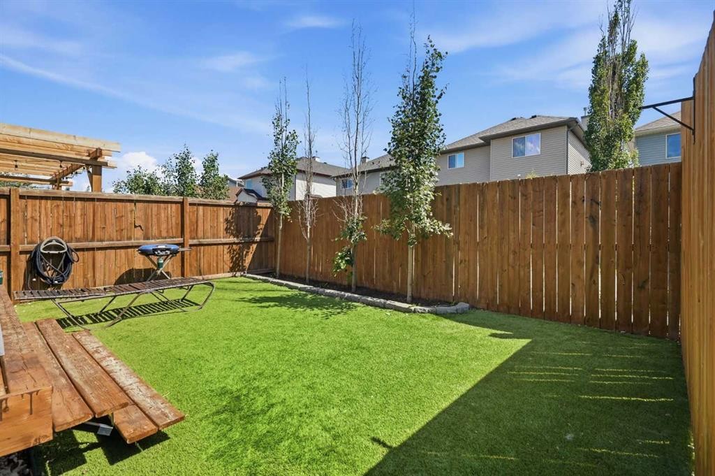 379 Cimarron Boulevard, Okotoks, AB
