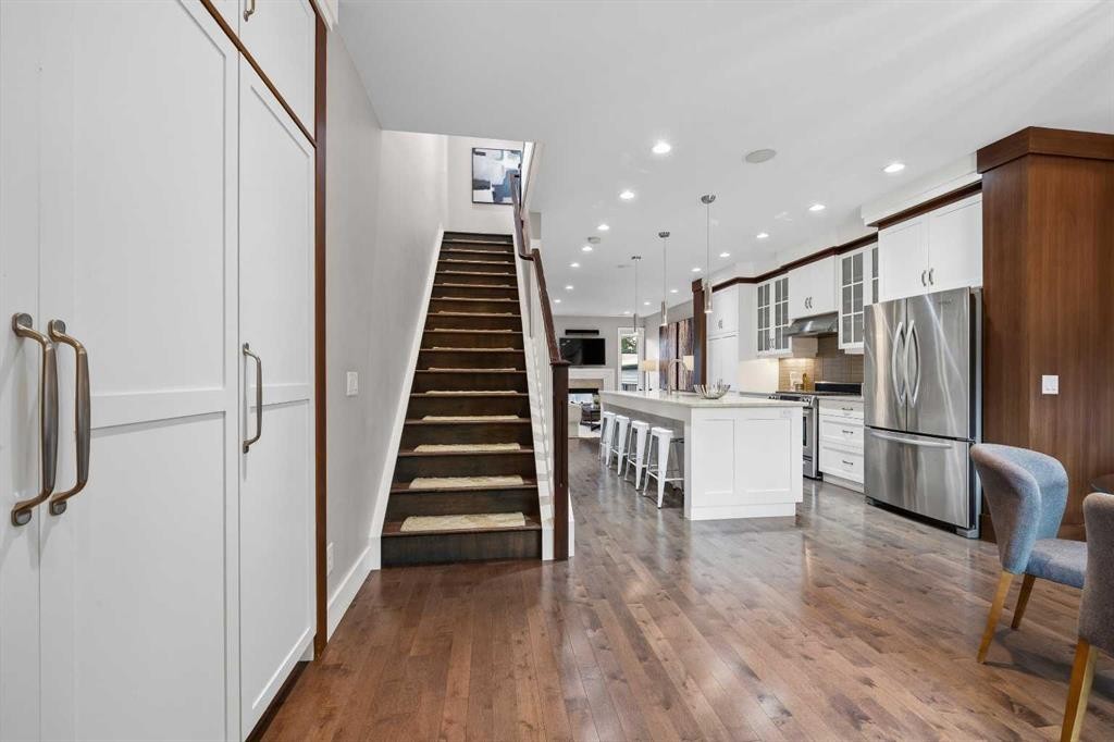 740 24 Avenue Se, Calgary, AB